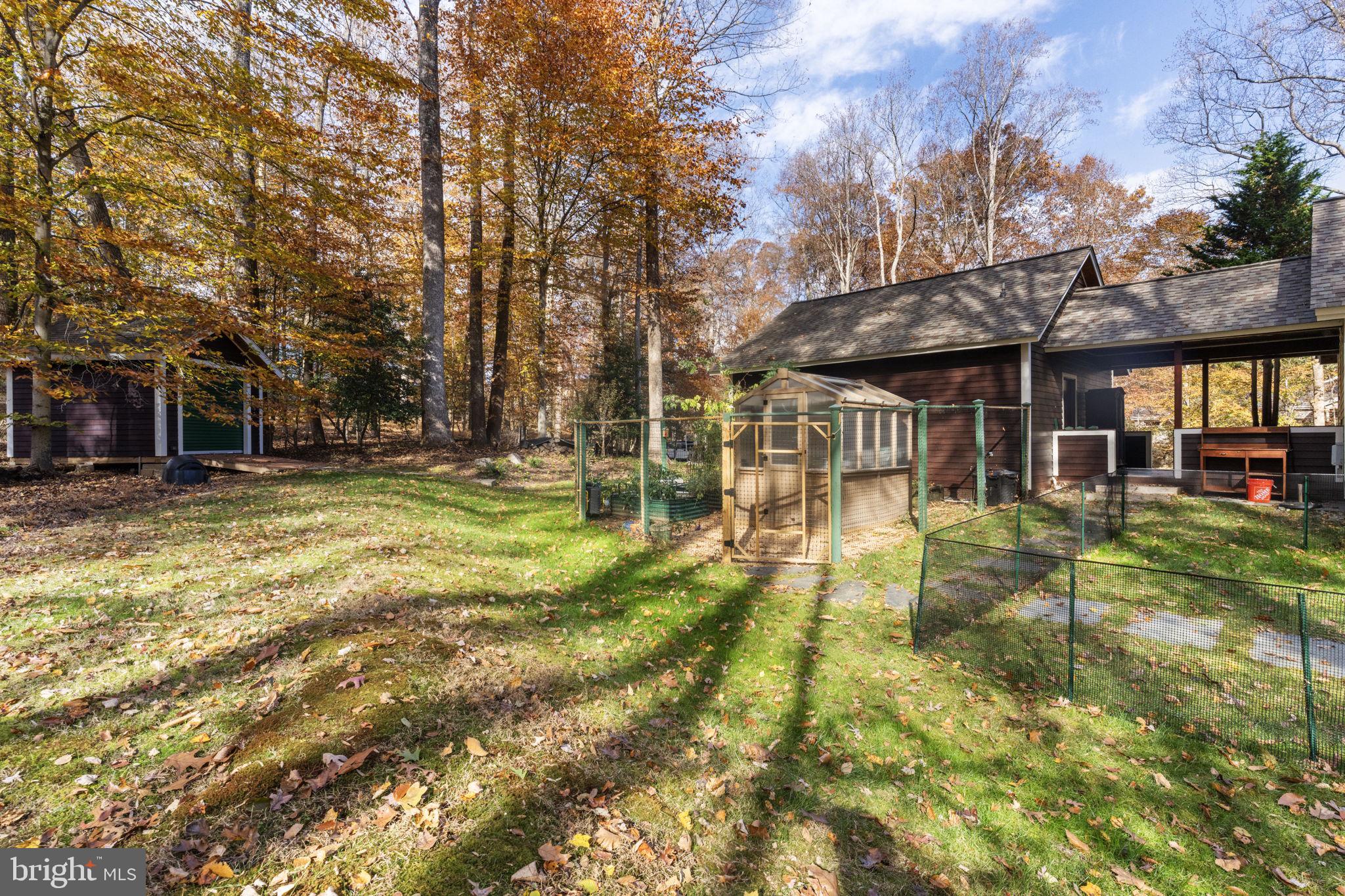 RIVERSCAPE - Residential