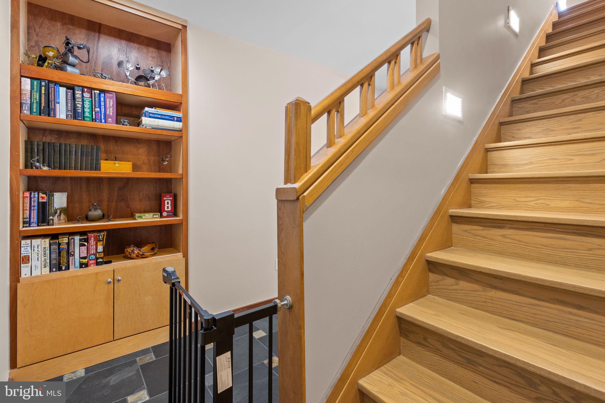 RIVERSCAPE - Residential