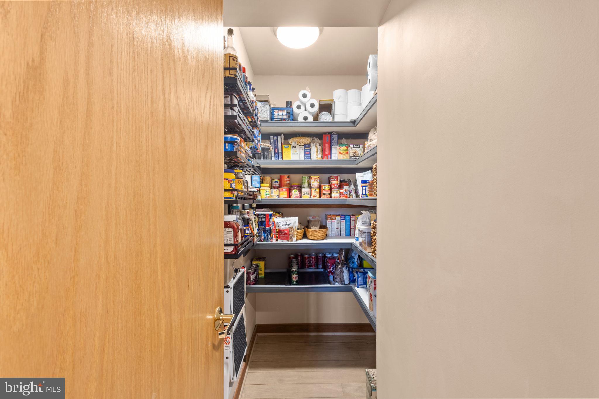 RIVERSCAPE - Residential