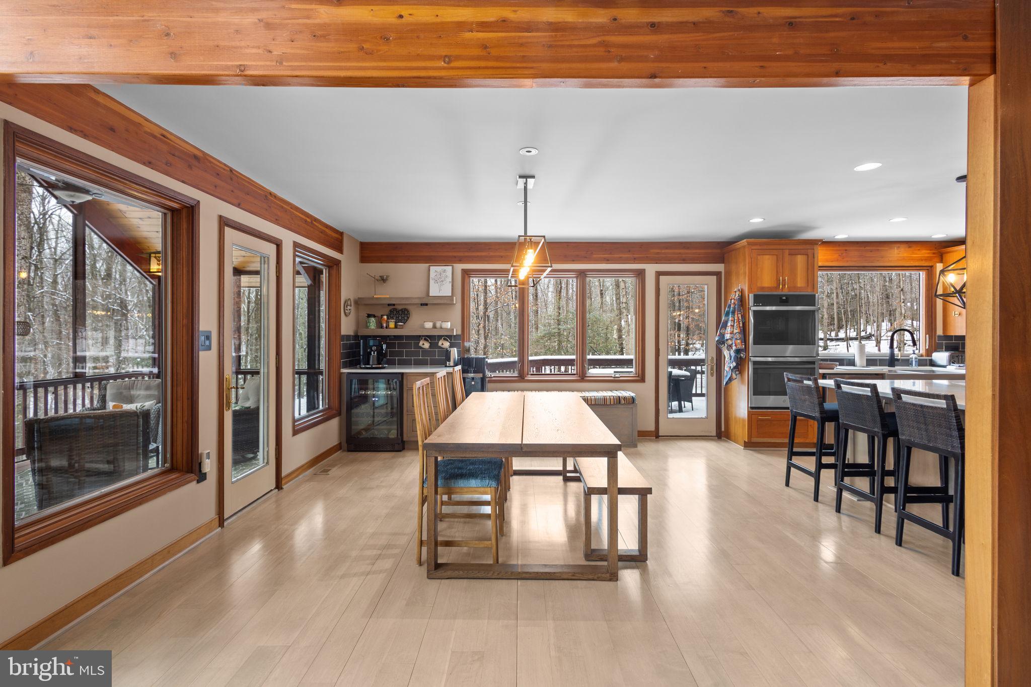 RIVERSCAPE - Residential