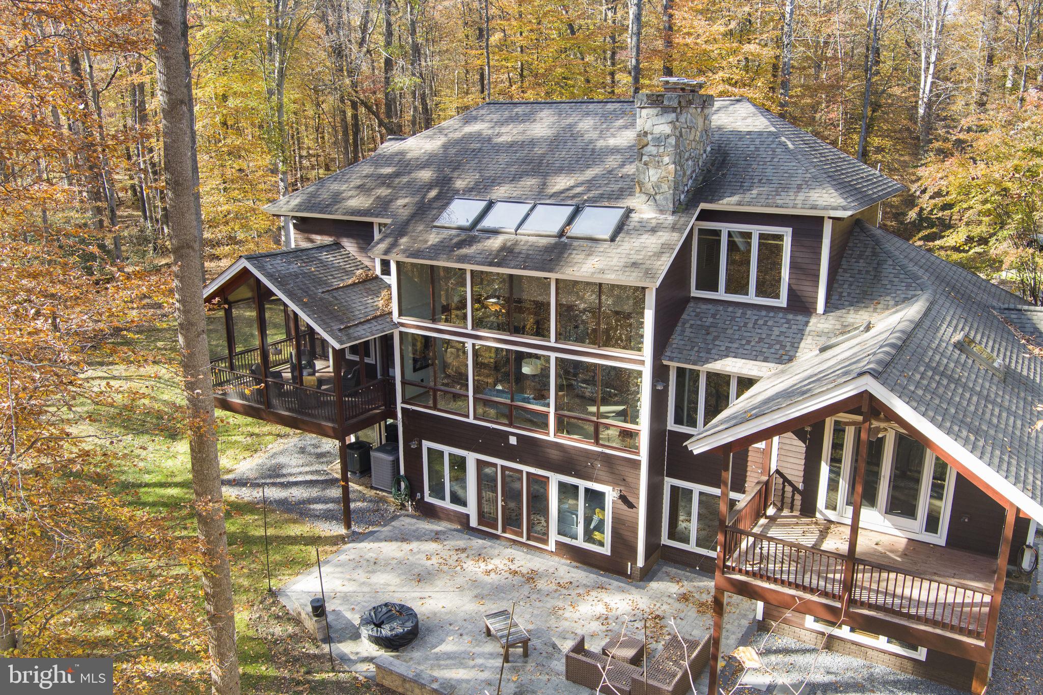 RIVERSCAPE - Residential