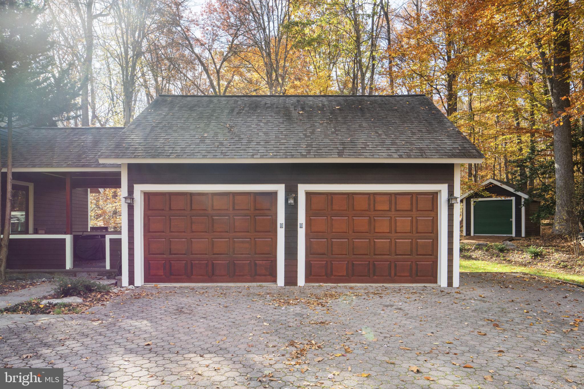 RIVERSCAPE - Residential