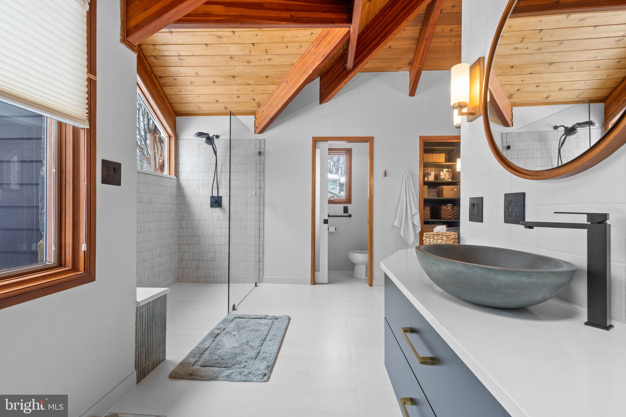 RIVERSCAPE - Residential