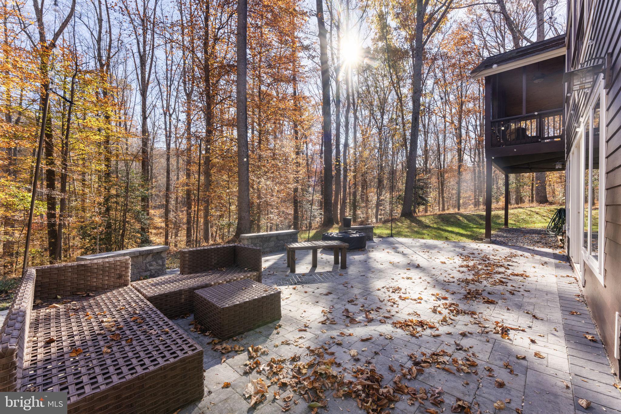 RIVERSCAPE - Residential