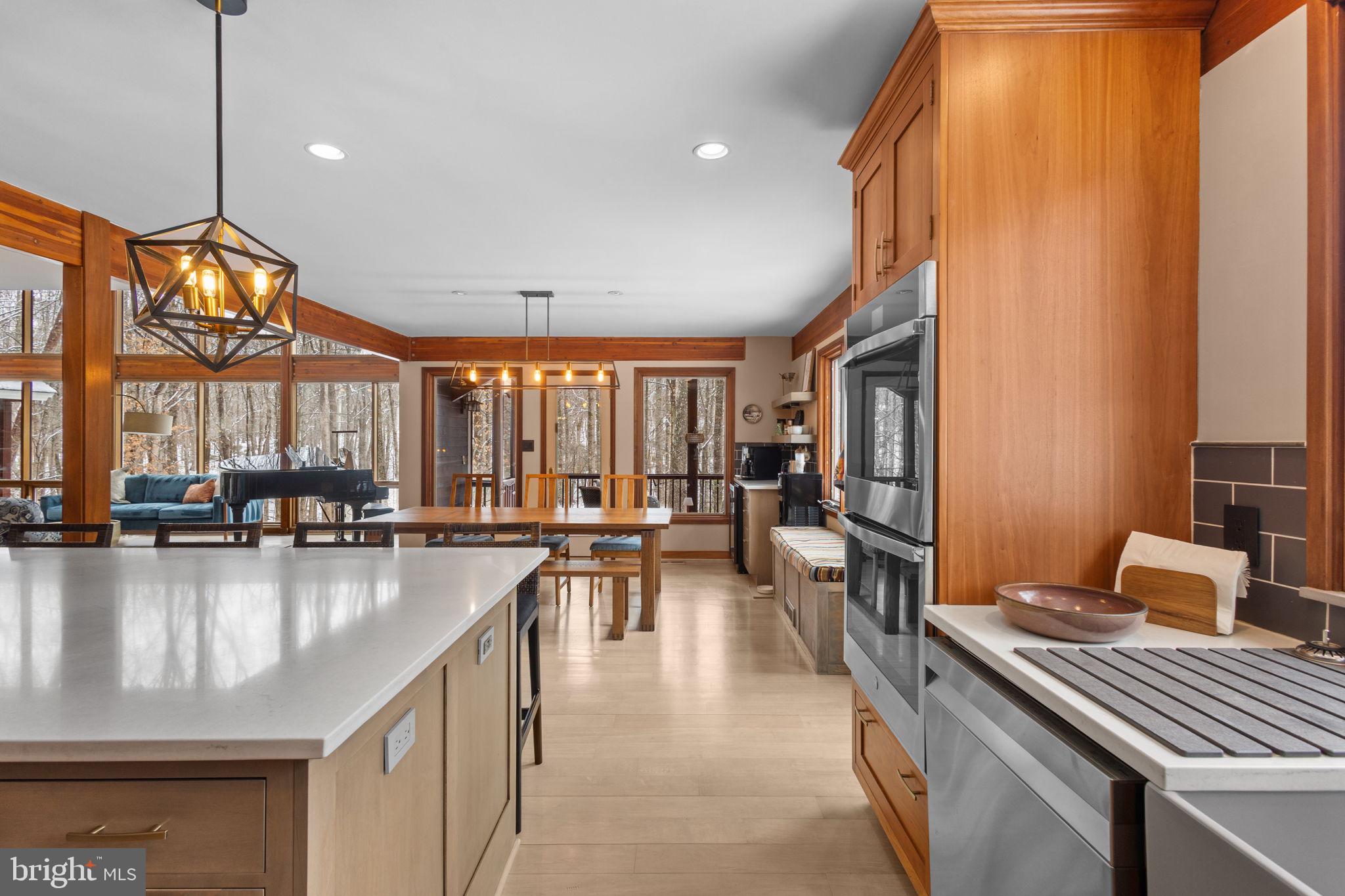 RIVERSCAPE - Residential