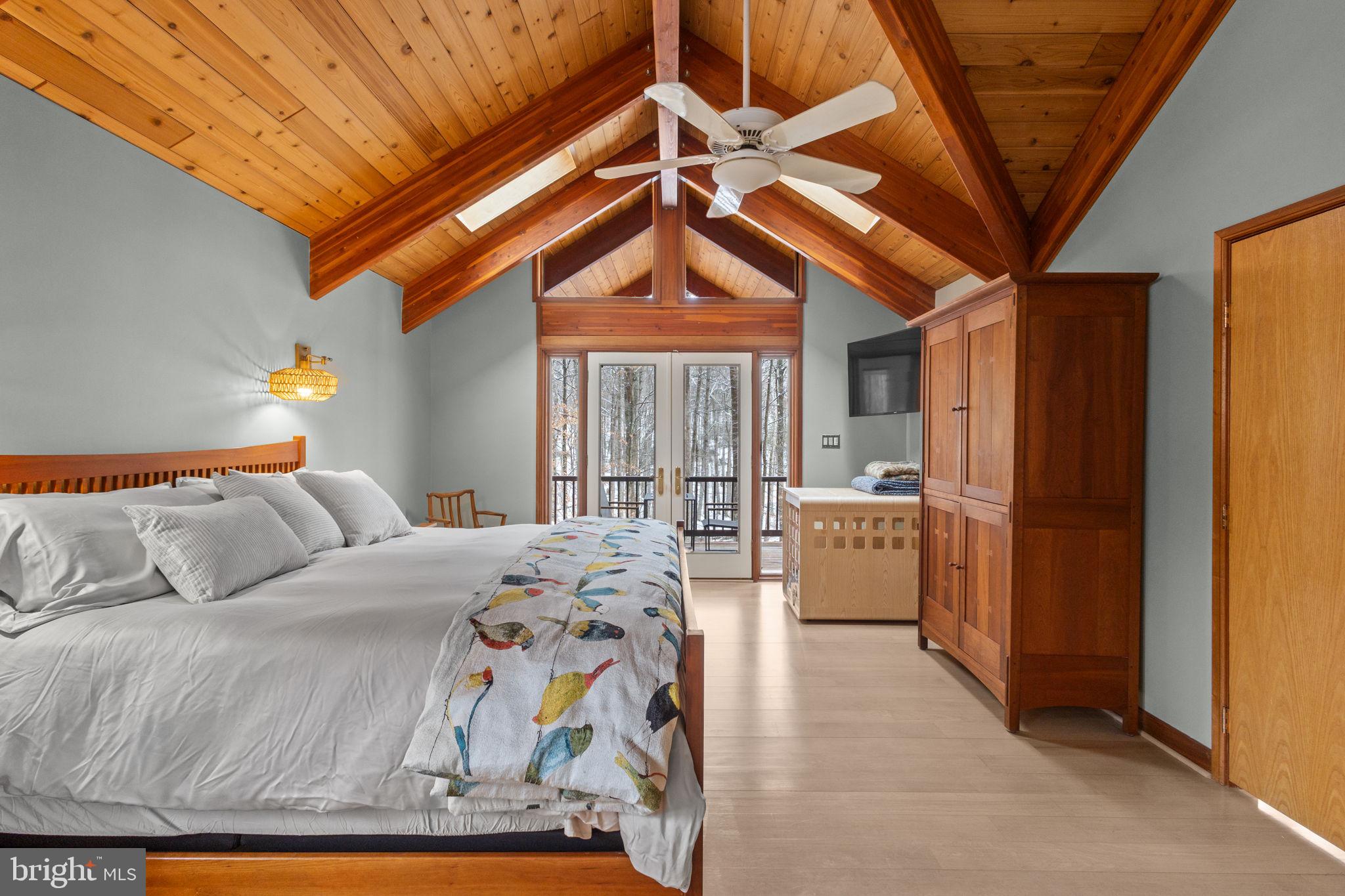 RIVERSCAPE - Residential