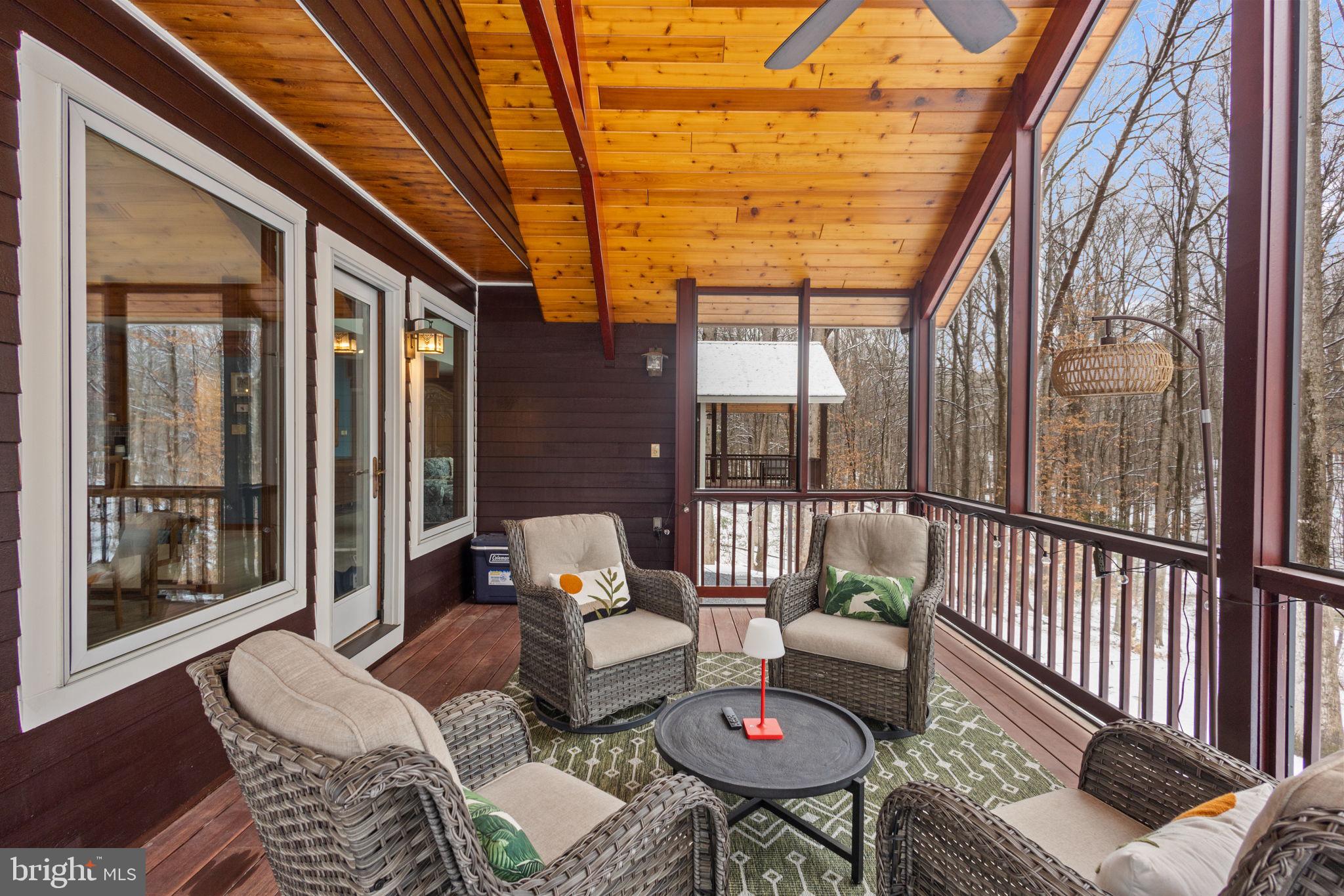 RIVERSCAPE - Residential