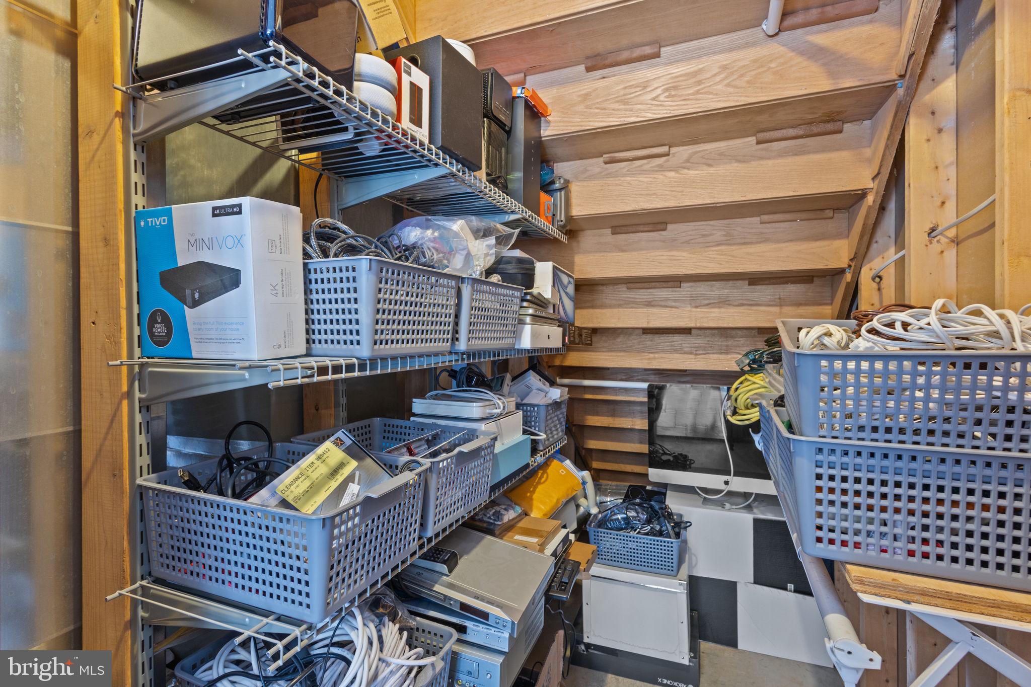 RIVERSCAPE - Residential