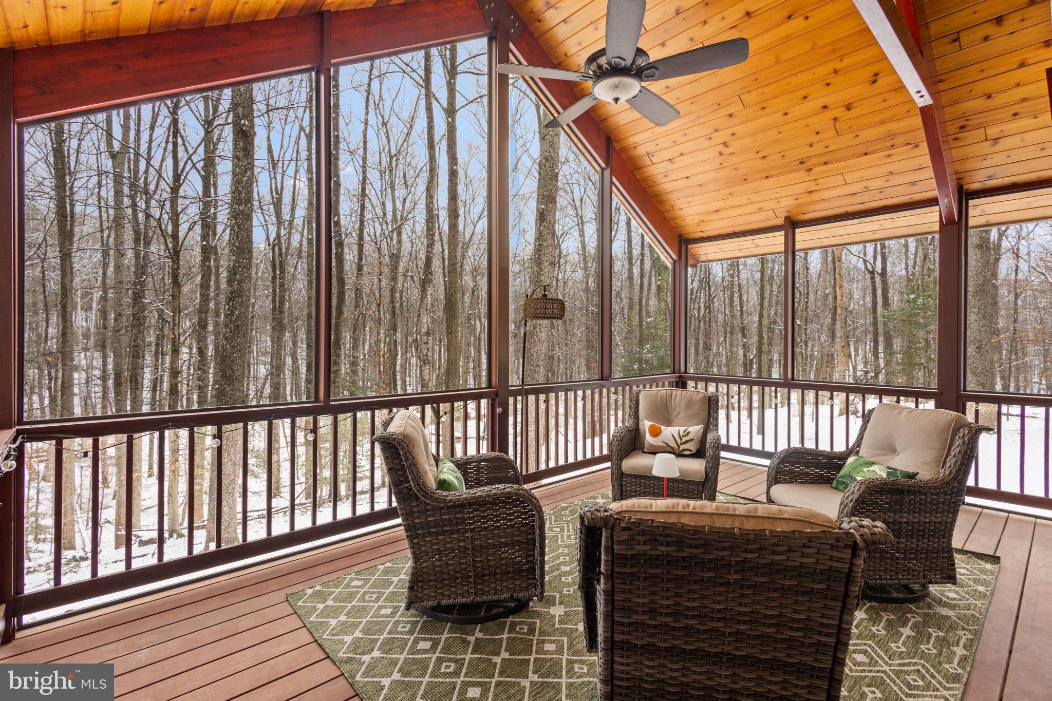 RIVERSCAPE - Residential