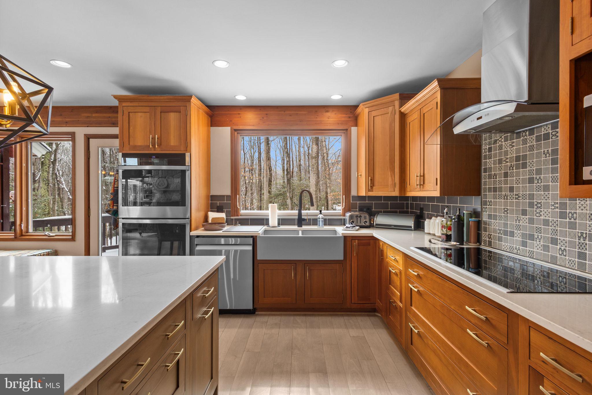 RIVERSCAPE - Residential