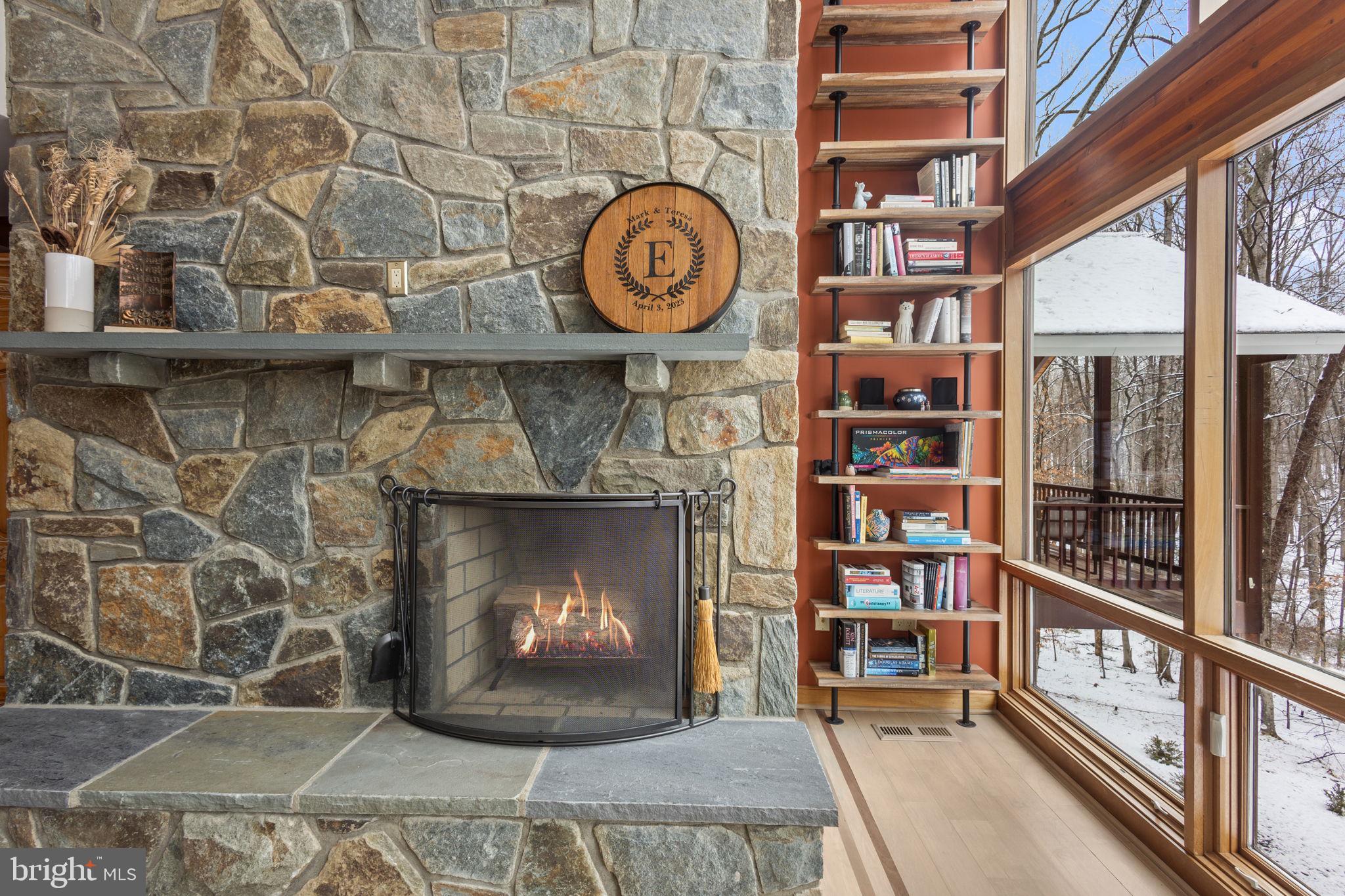 RIVERSCAPE - Residential