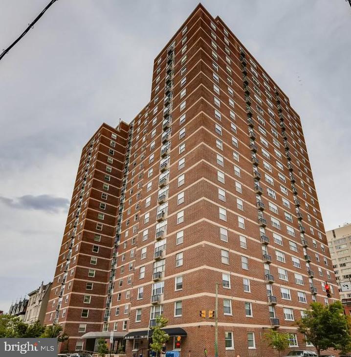 SAINT PAUL AT CHASE - Residential