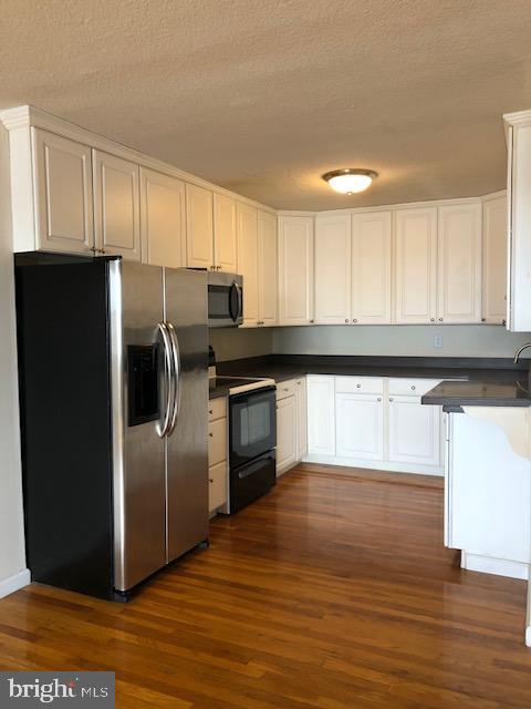 SAINT PAUL AT CHASE - Residential