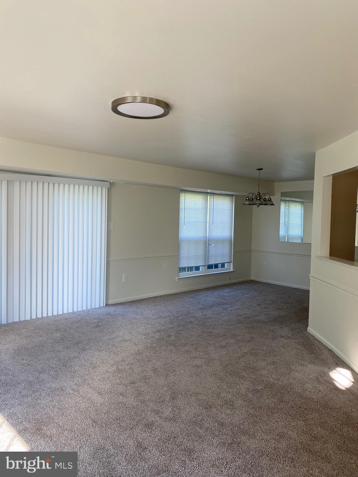 HUNTINGDON BROOK - Residential Lease