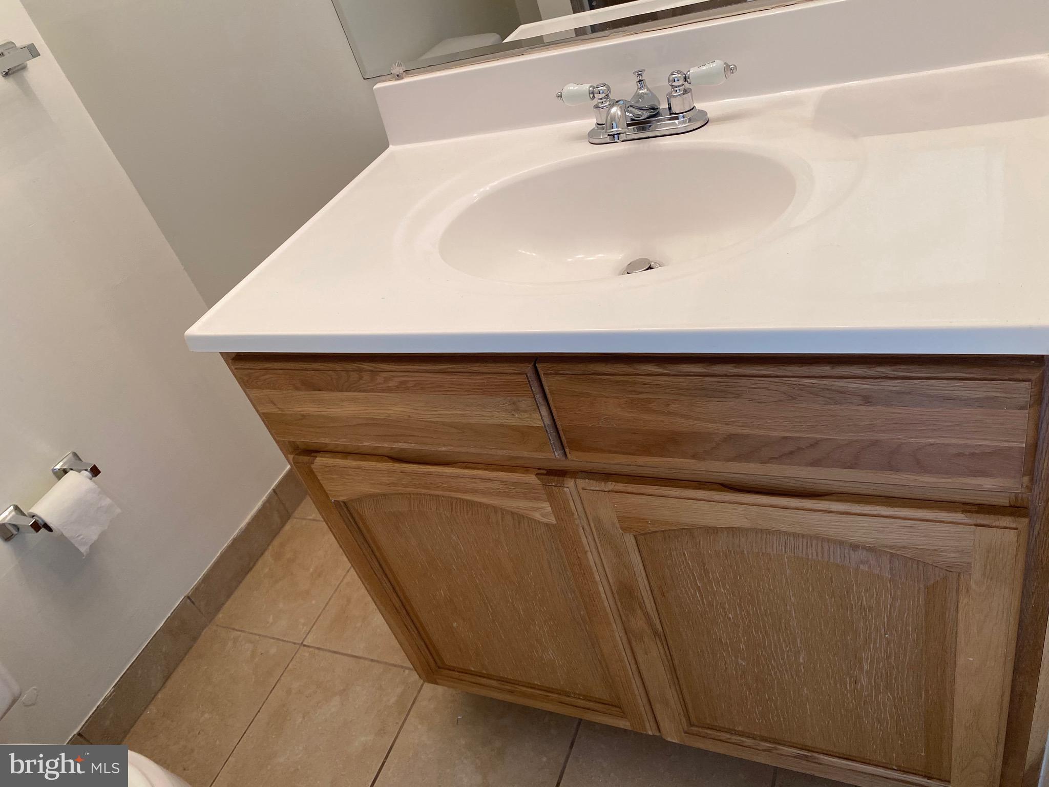 HUNTINGDON BROOK - Residential Lease