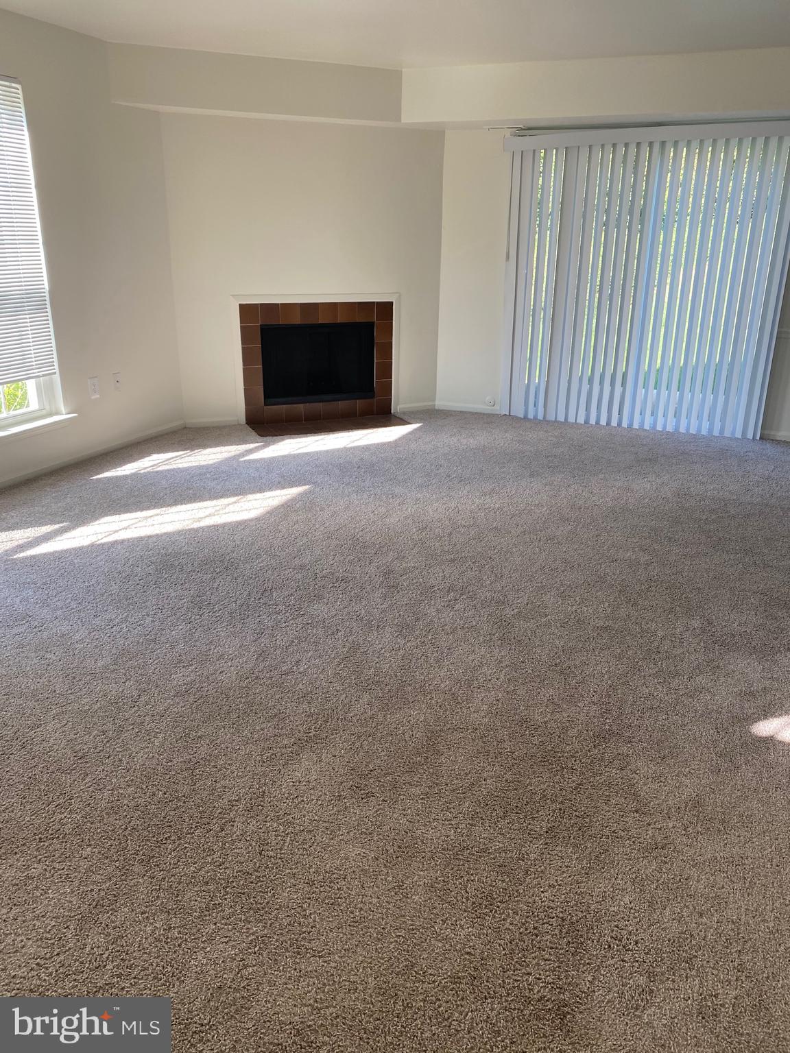 HUNTINGDON BROOK - Residential Lease