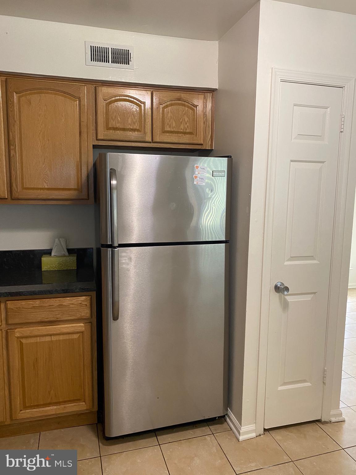 HUNTINGDON BROOK - Residential Lease