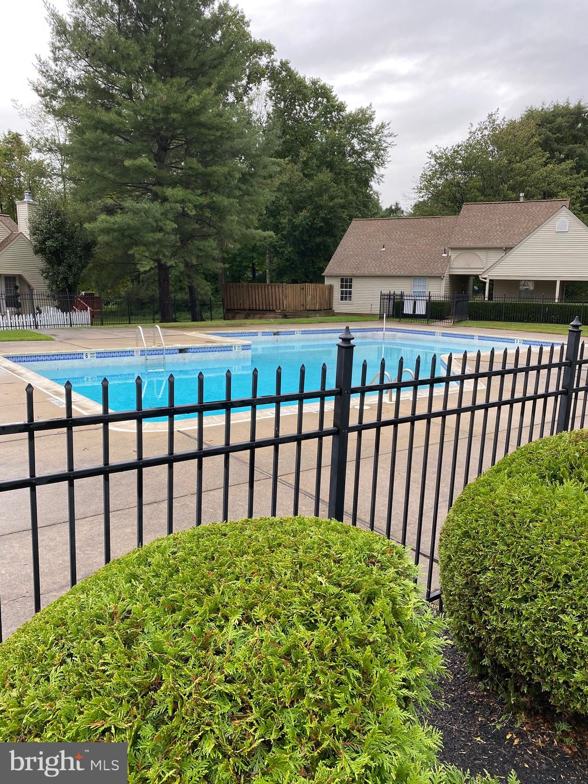 HUNTINGDON BROOK - Residential Lease