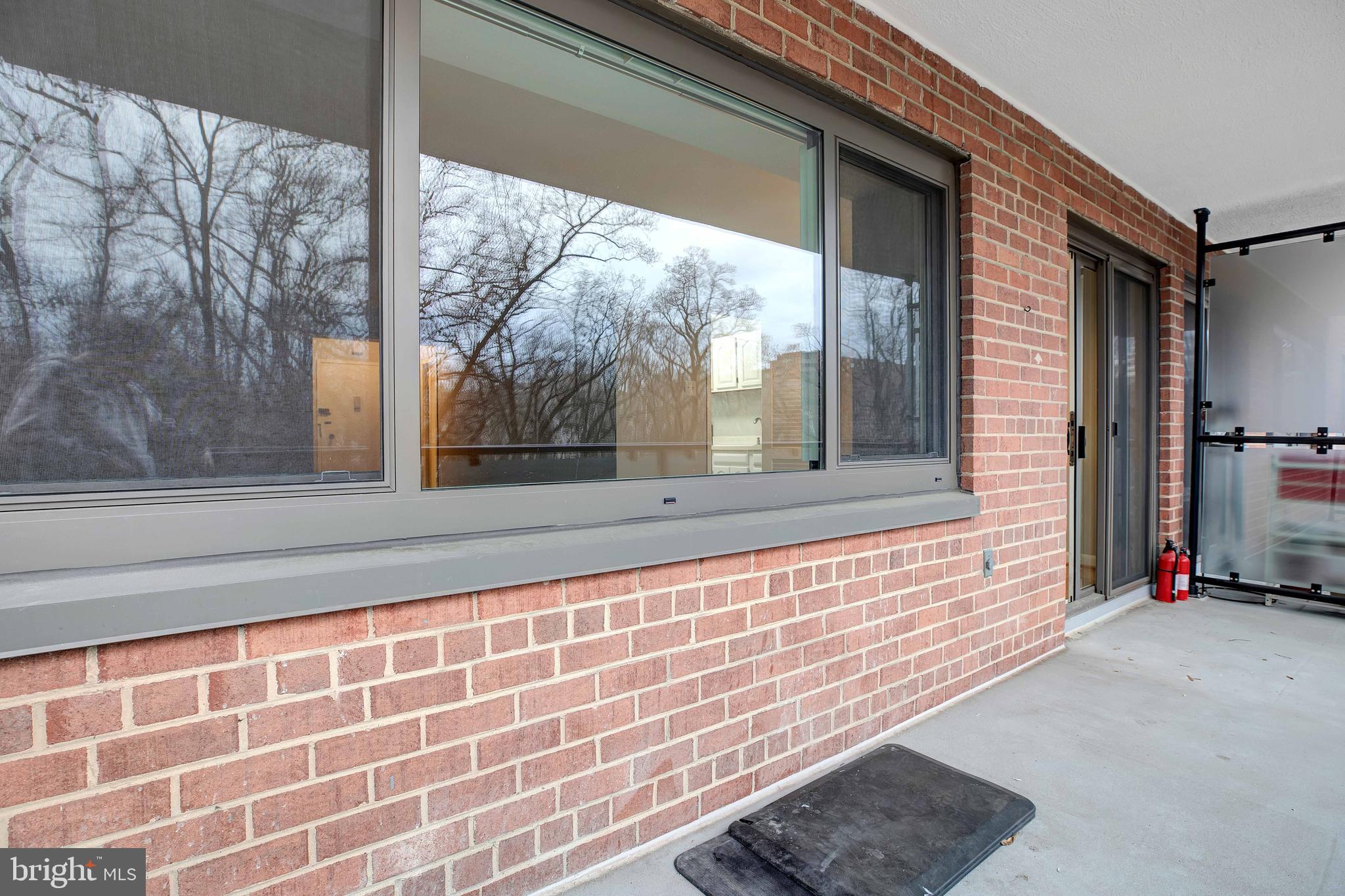 WESLEY HEIGHTS - Residential Lease