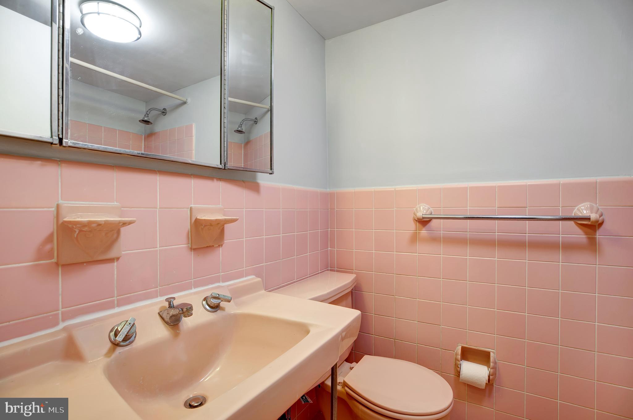 WESLEY HEIGHTS - Residential Lease