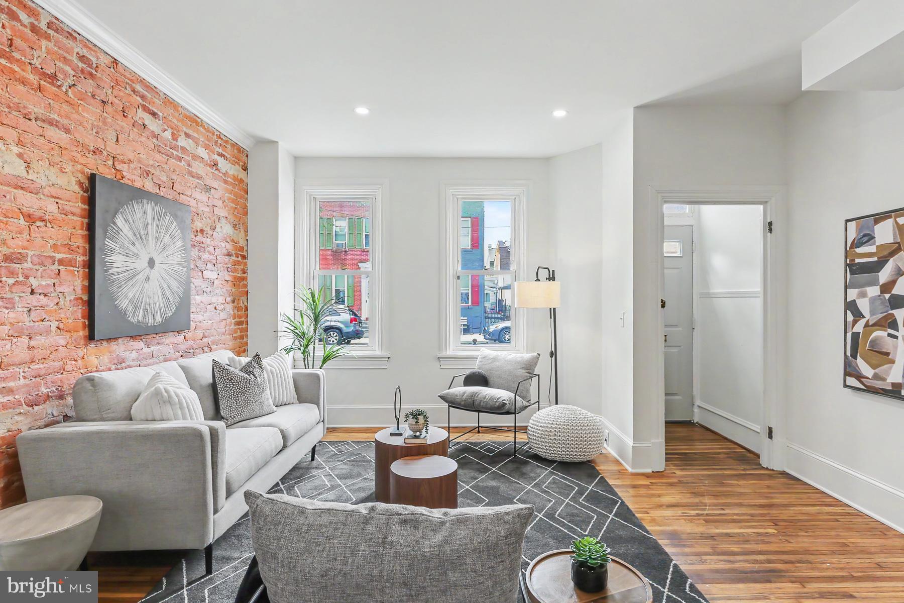 656 WALNUT STREET
