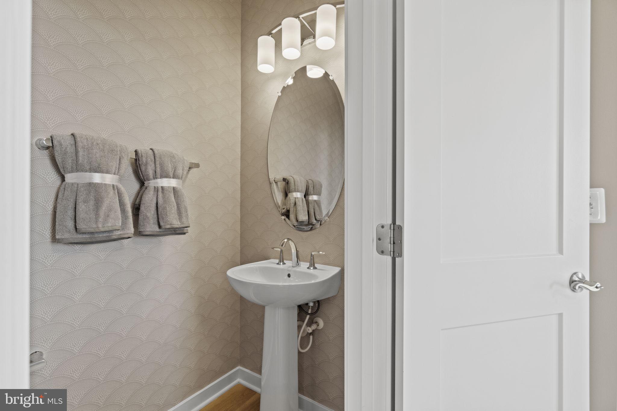 ARCOLA TOWN CENTER - Residential