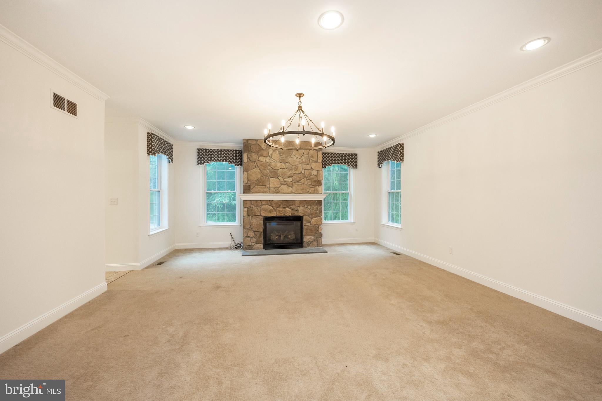 INDIAN SPRINGS - Residential