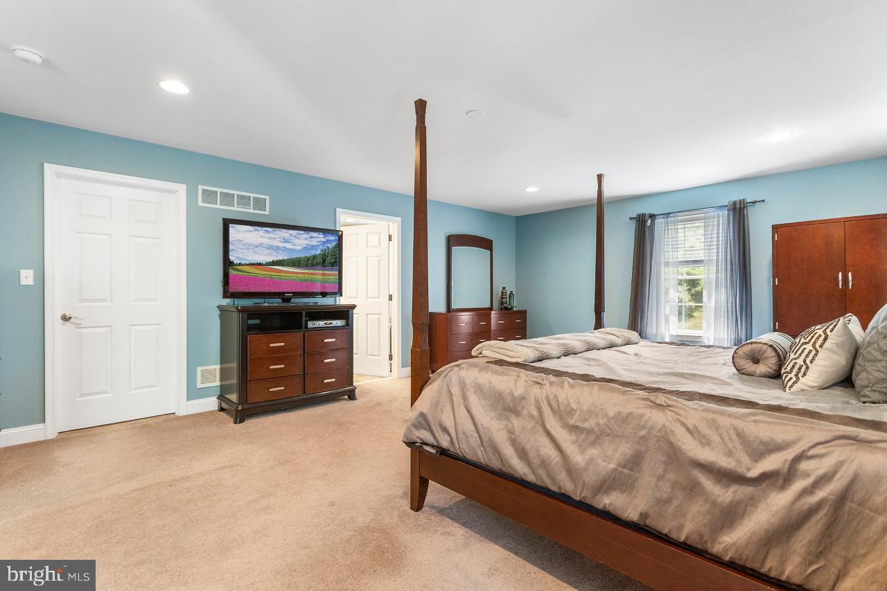 INDIAN SPRINGS - Residential