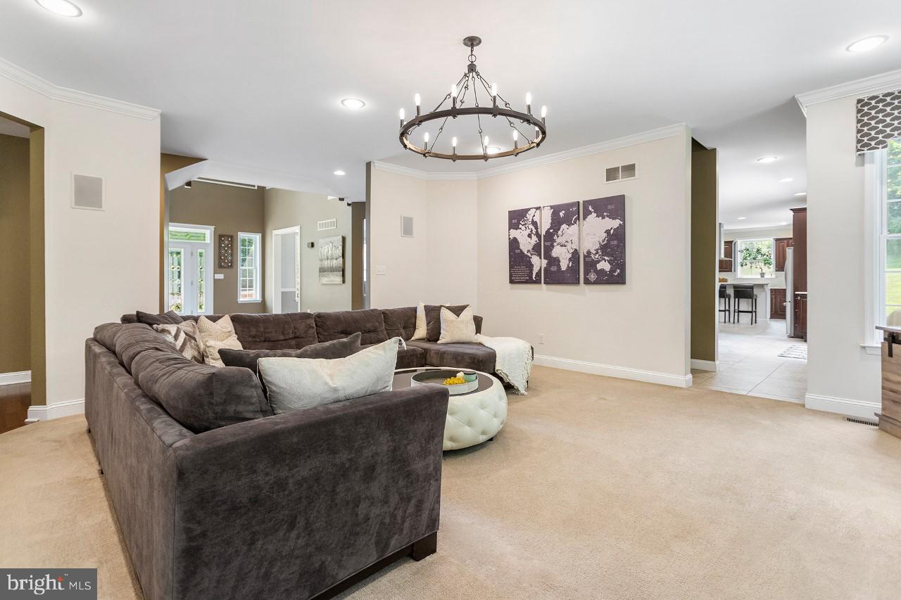 INDIAN SPRINGS - Residential