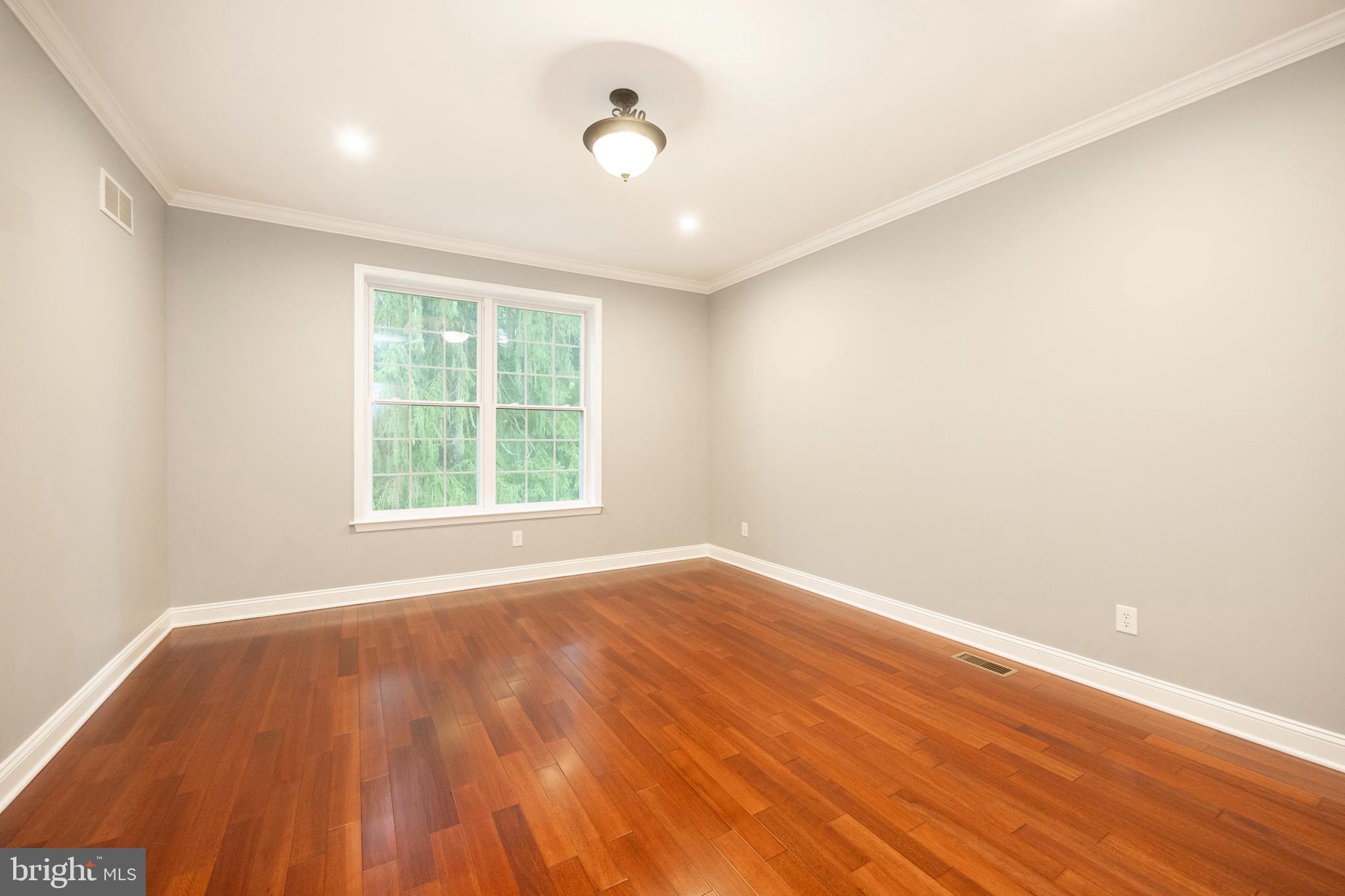 INDIAN SPRINGS - Residential