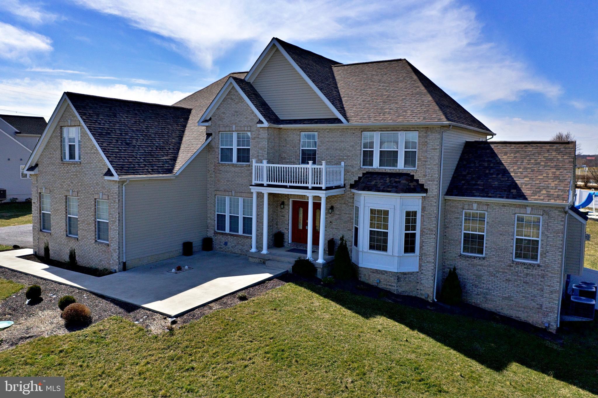 SPRUCE HILL ESTATES - Residential