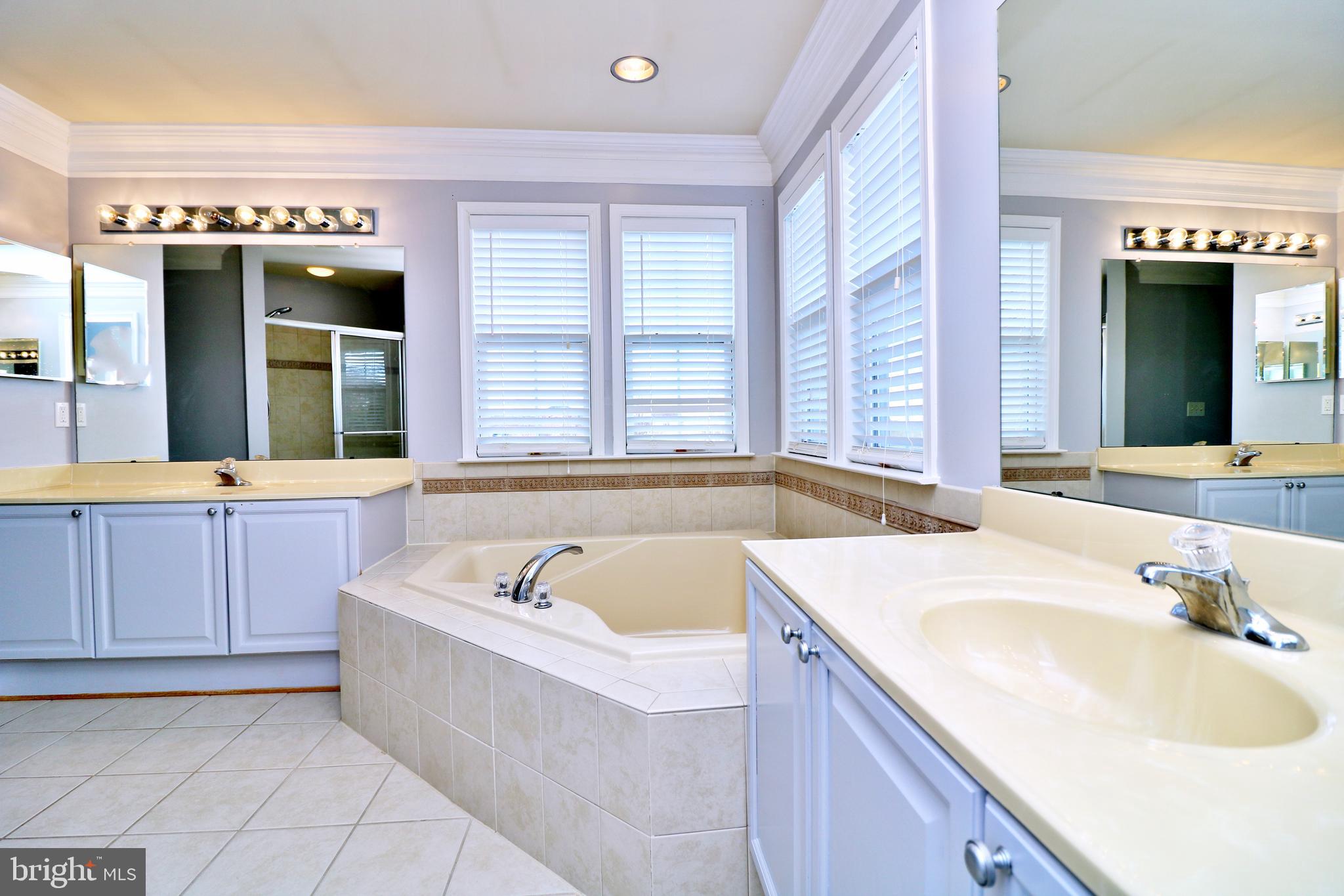 SPRUCE HILL ESTATES - Residential