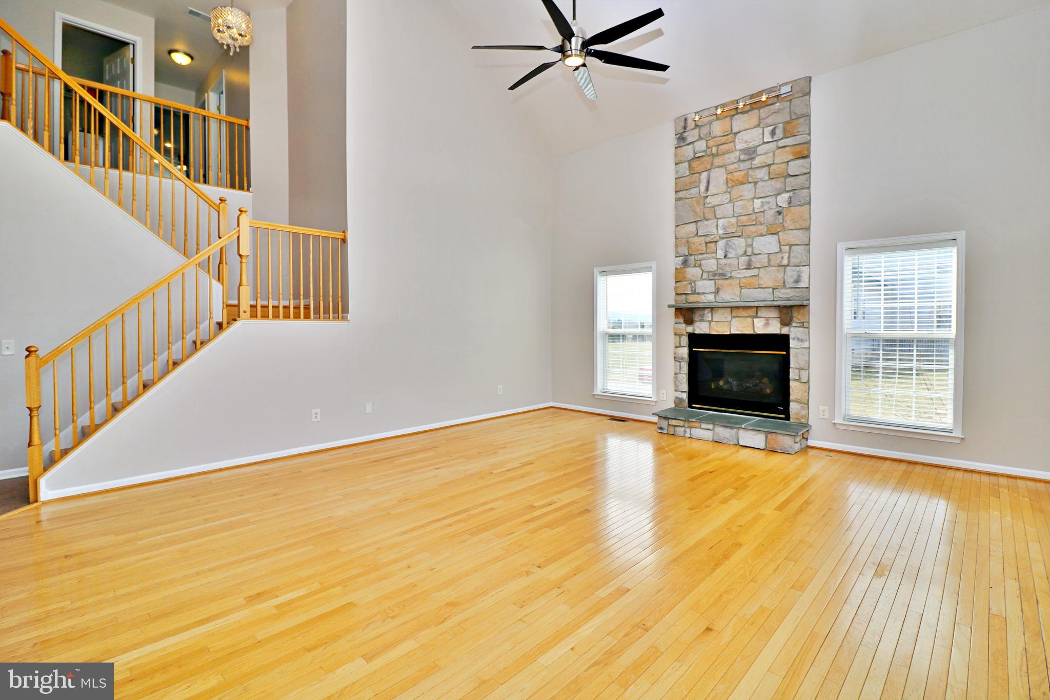 SPRUCE HILL ESTATES - Residential