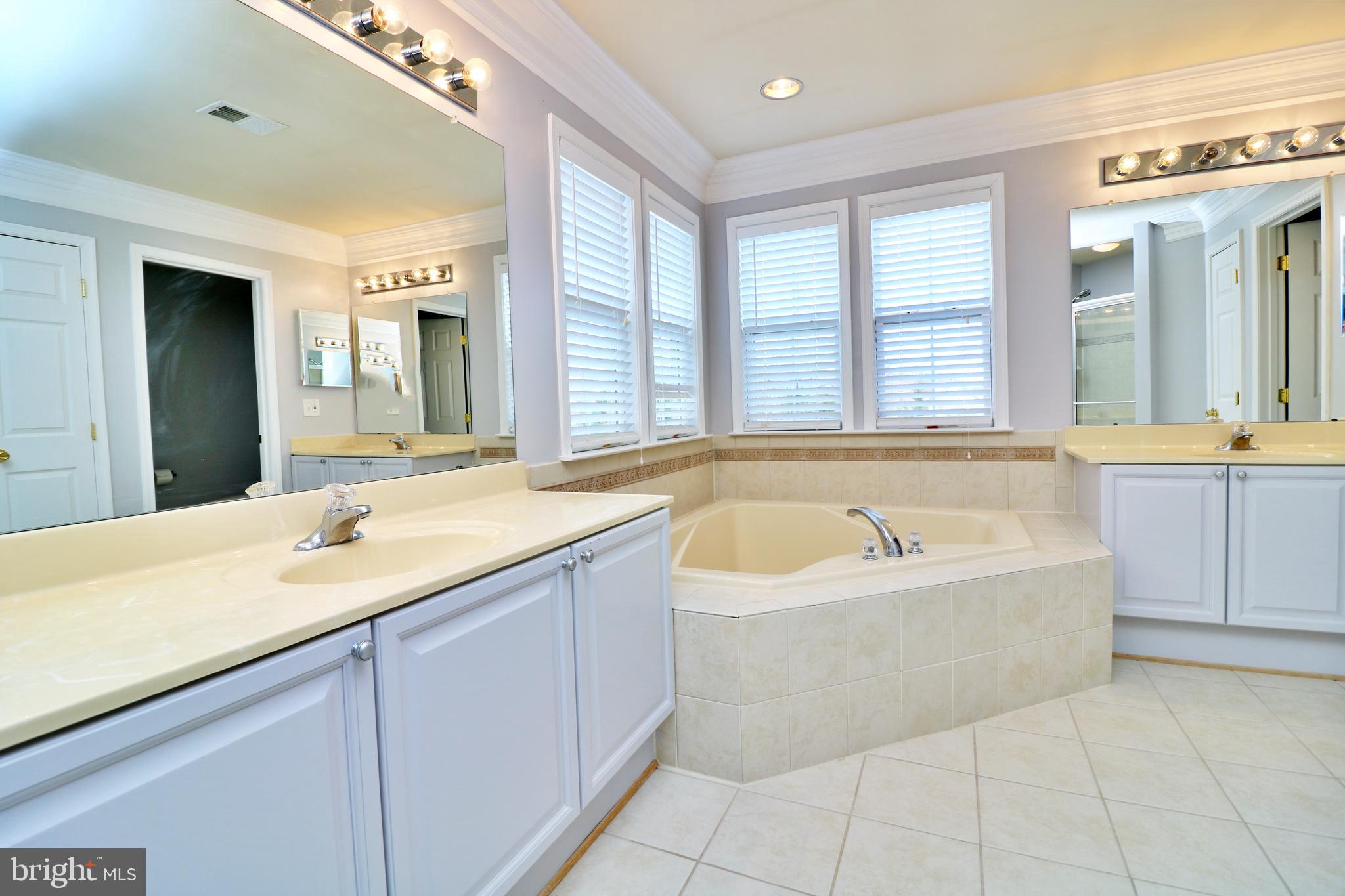 SPRUCE HILL ESTATES - Residential