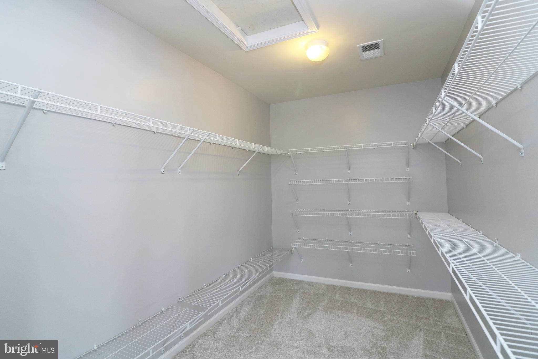 SPRUCE HILL ESTATES - Residential