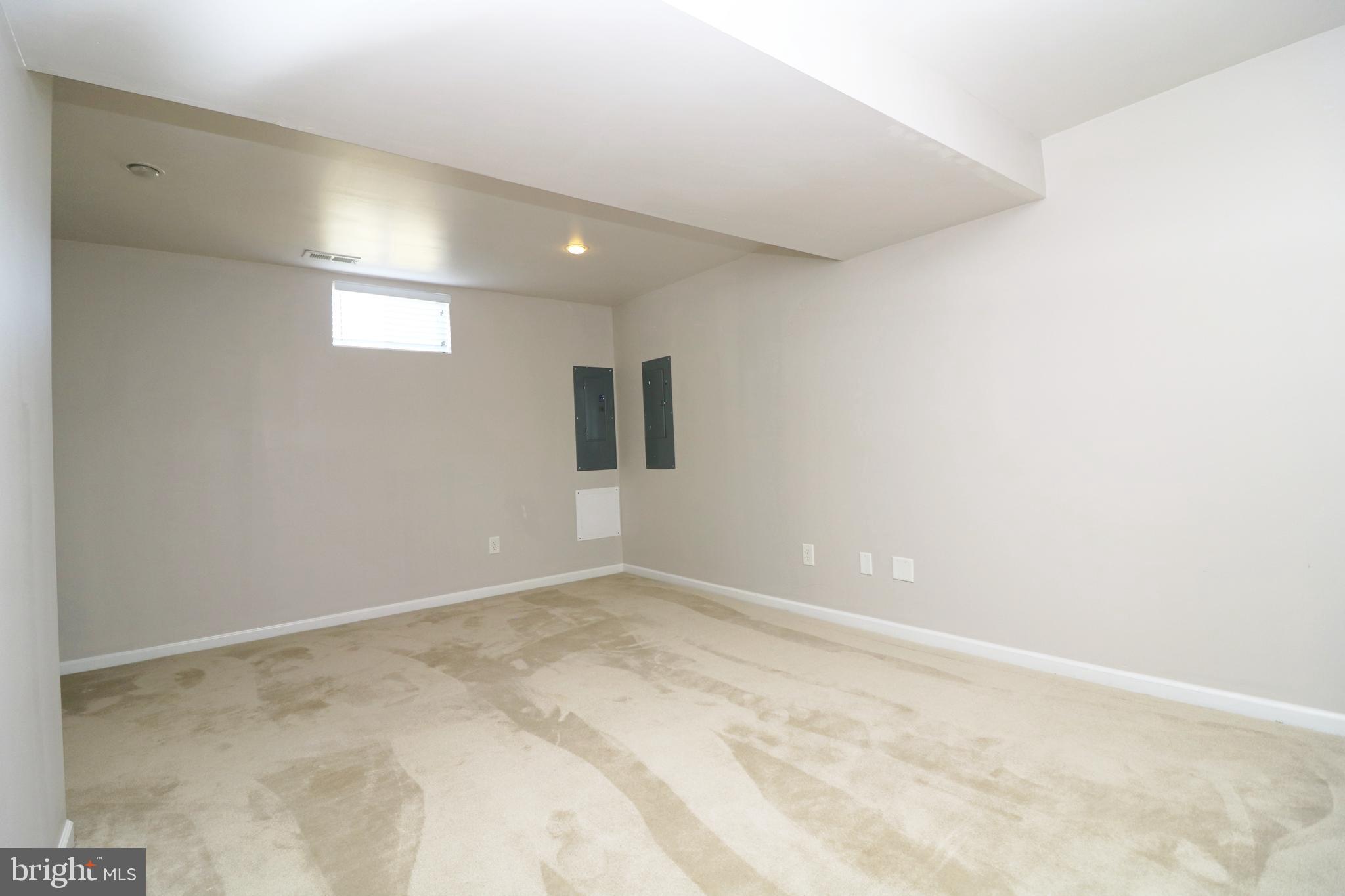 SPRUCE HILL ESTATES - Residential