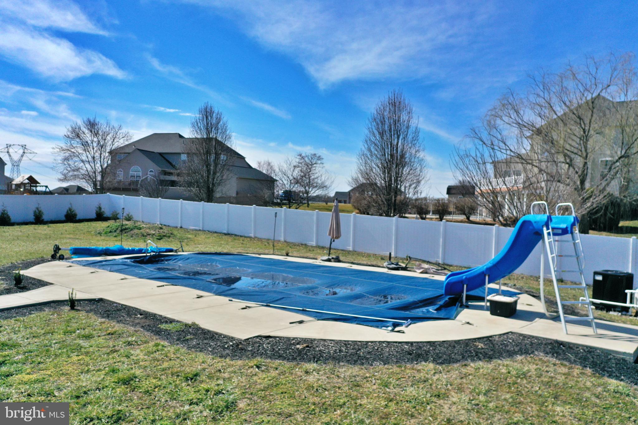 SPRUCE HILL ESTATES - Residential