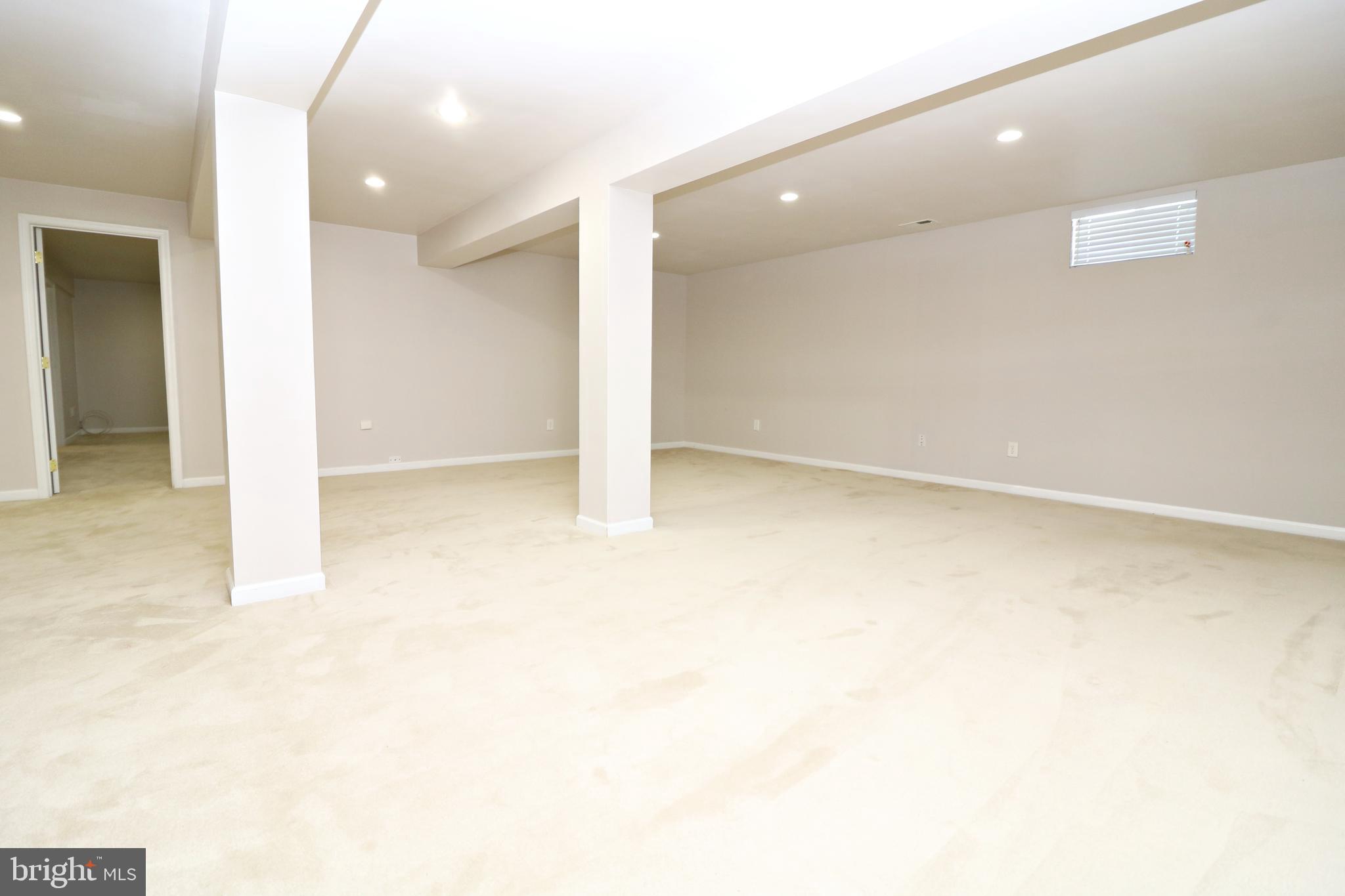 SPRUCE HILL ESTATES - Residential