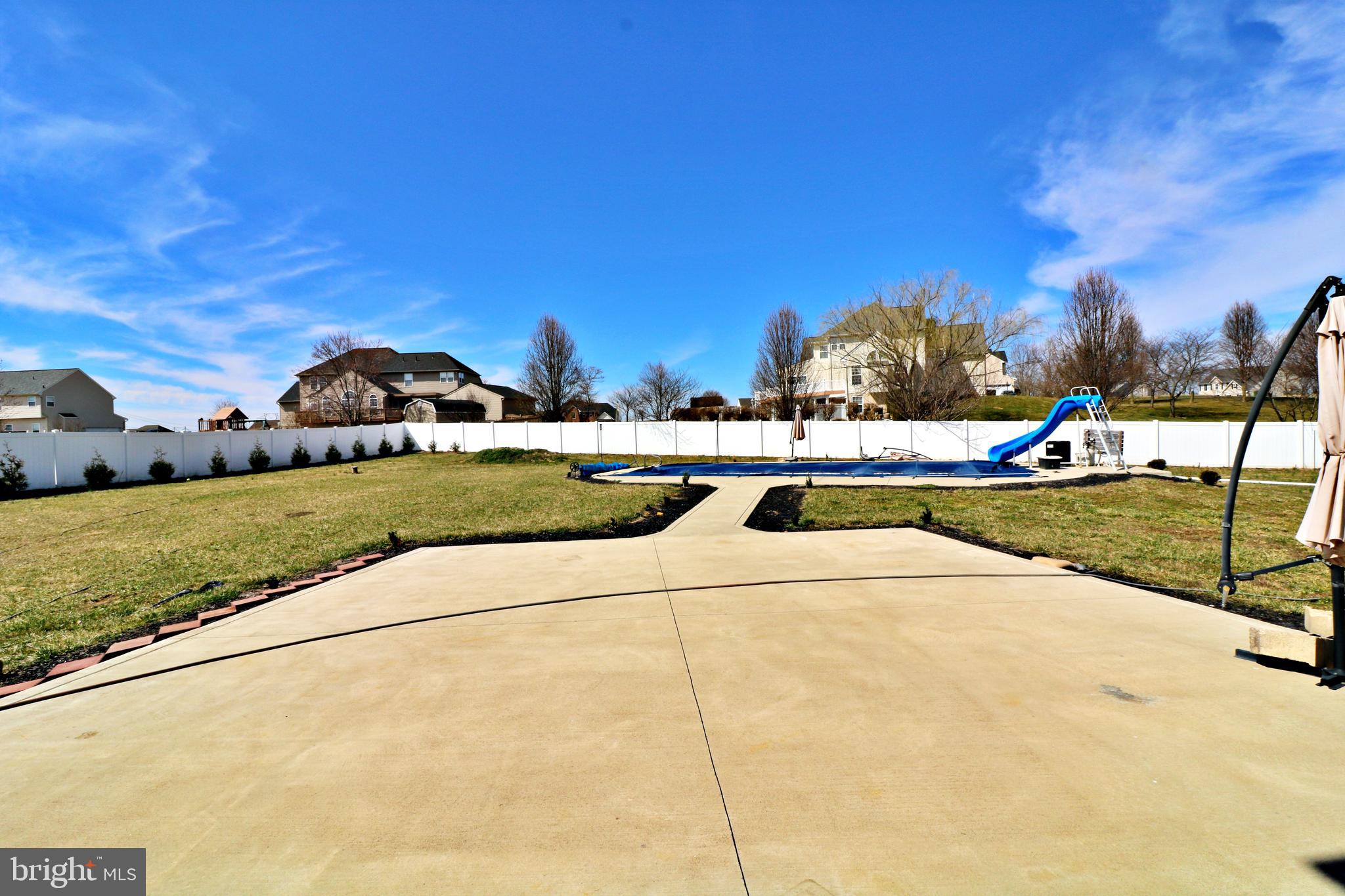 SPRUCE HILL ESTATES - Residential