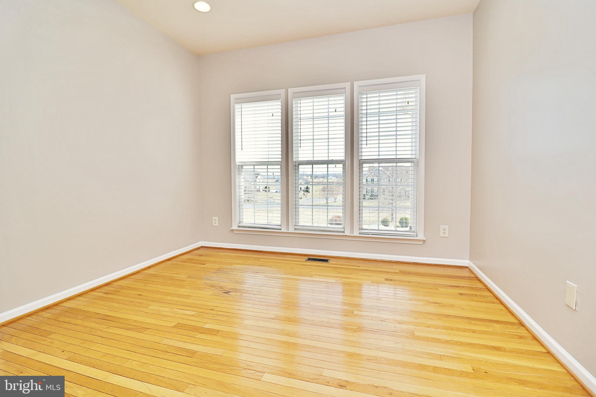 SPRUCE HILL ESTATES - Residential