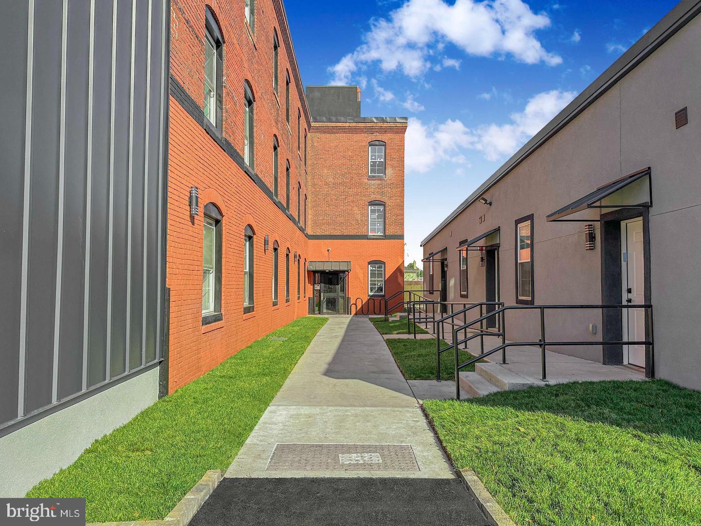 LANSDALE - Residential Lease