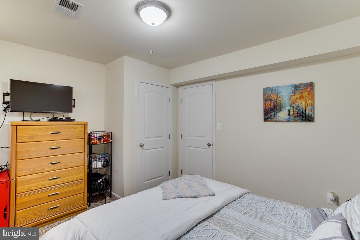 FALCON RIDGE - Residential