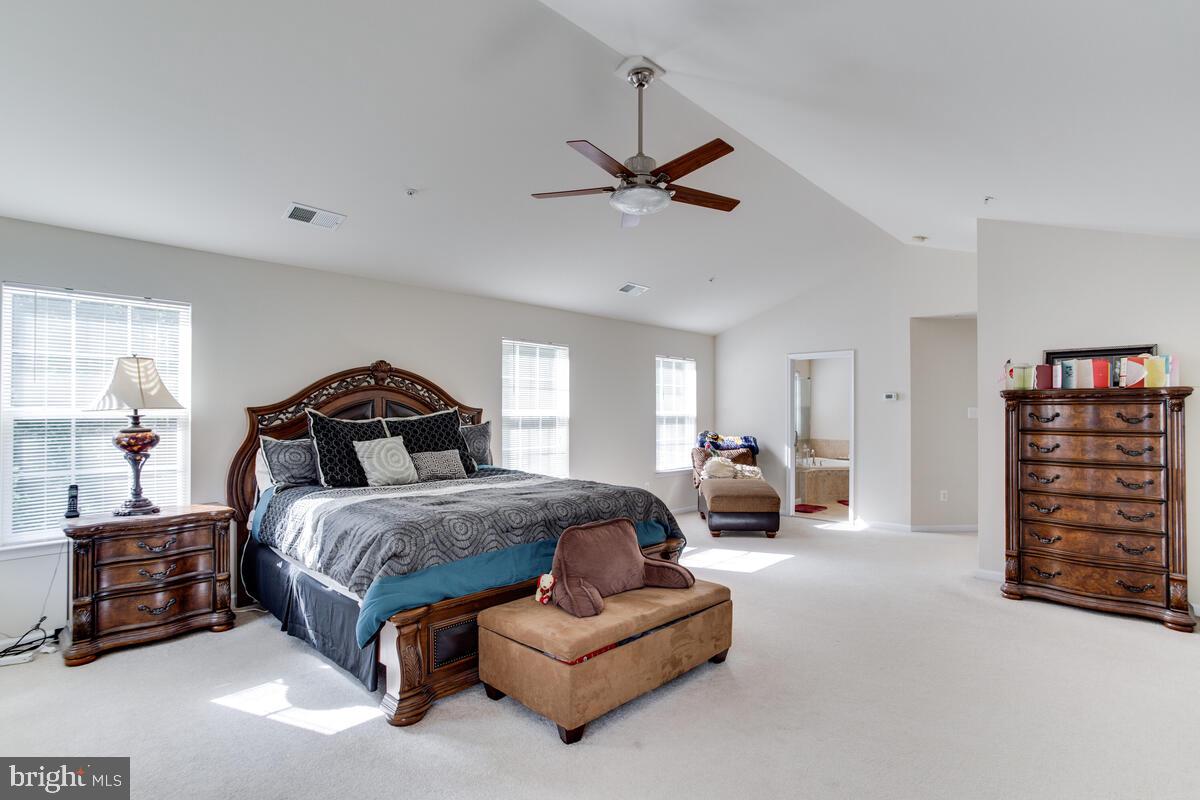 FALCON RIDGE - Residential