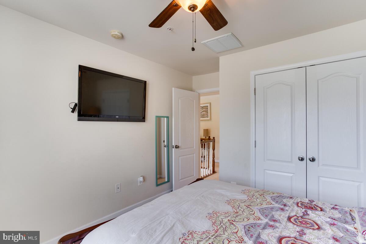 FALCON RIDGE - Residential