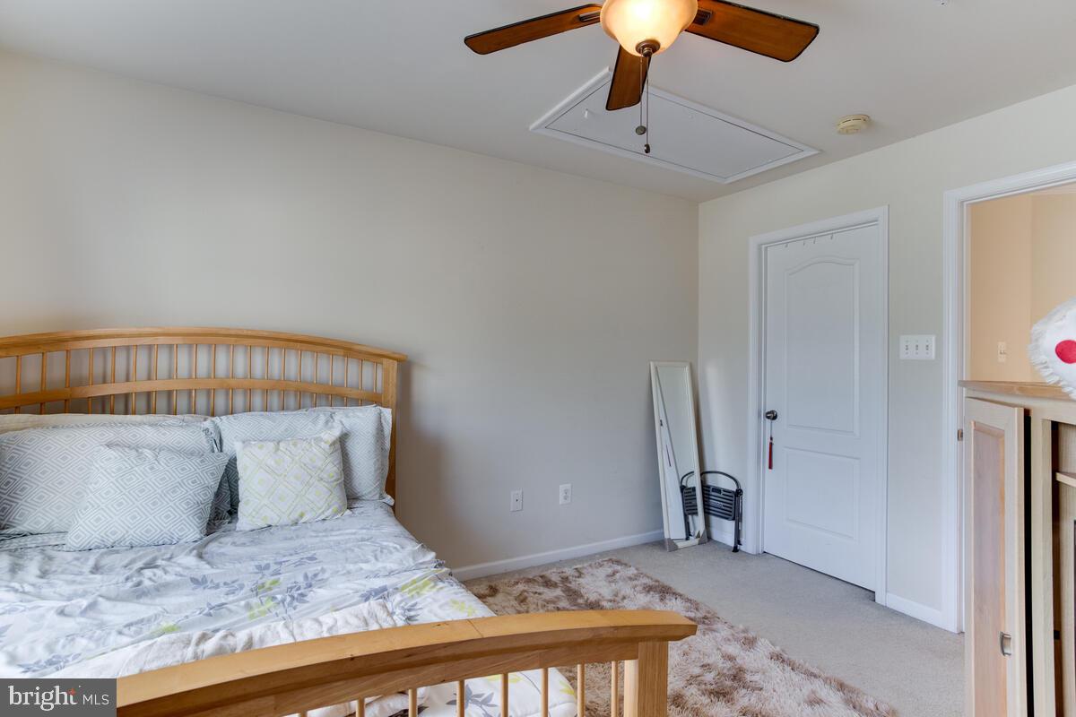 FALCON RIDGE - Residential