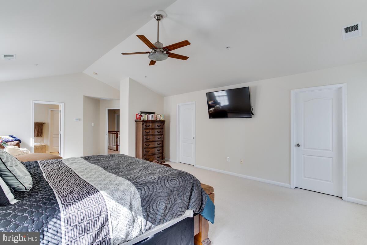 FALCON RIDGE - Residential