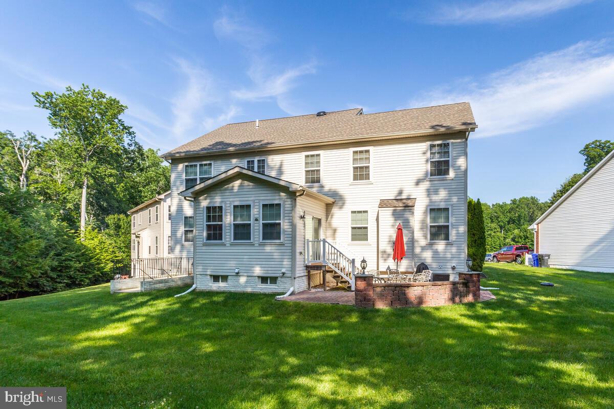 FALCON RIDGE - Residential