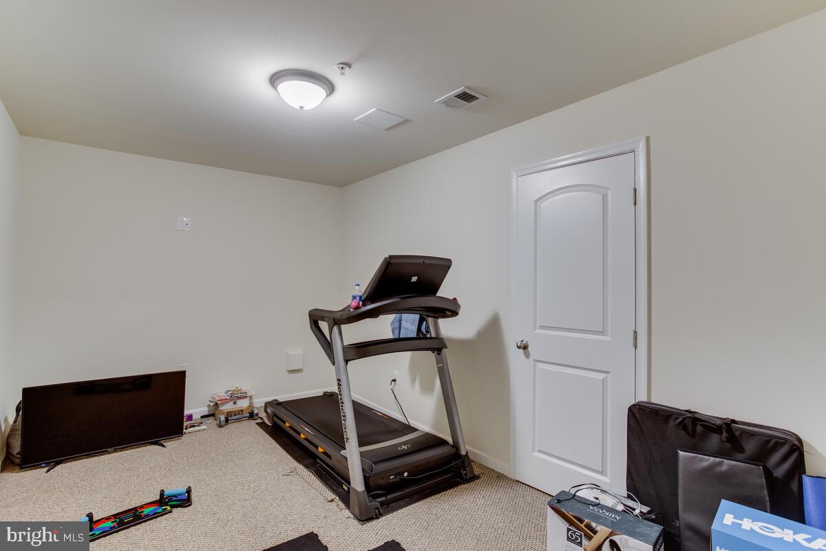 FALCON RIDGE - Residential