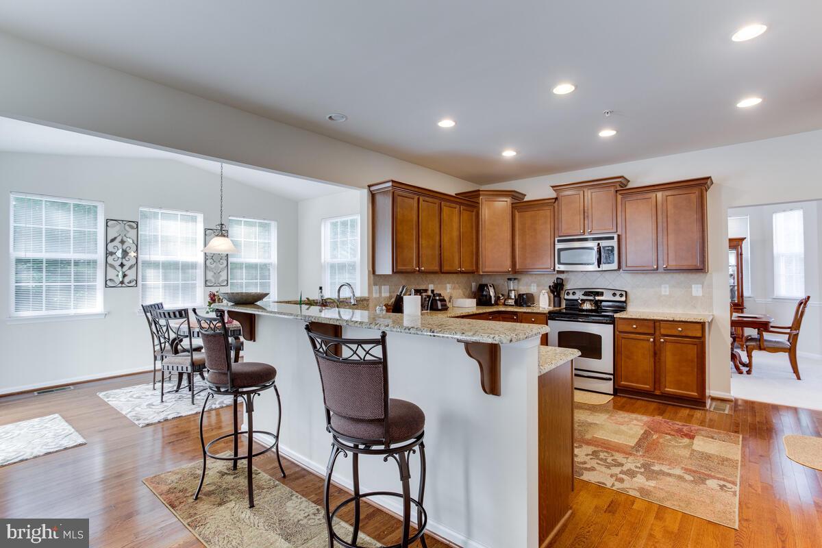 FALCON RIDGE - Residential