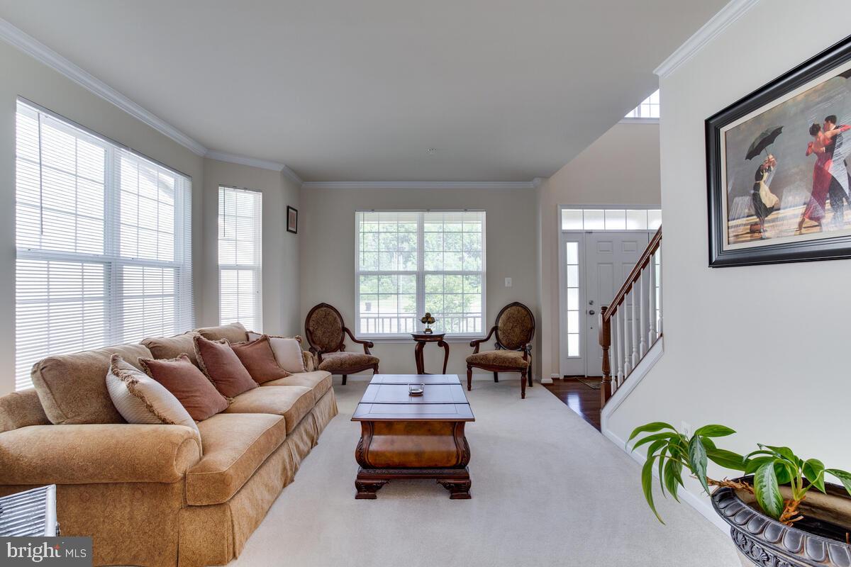 FALCON RIDGE - Residential